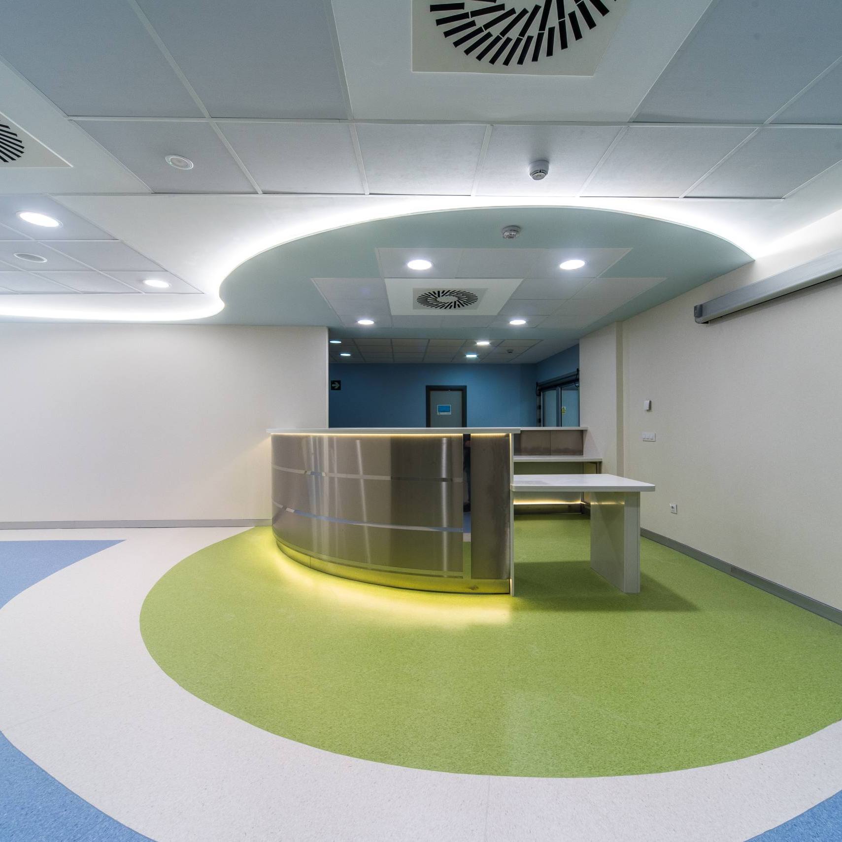 2 VIRGEN DEL ROCIO HOSPITAL INFANTIL 096